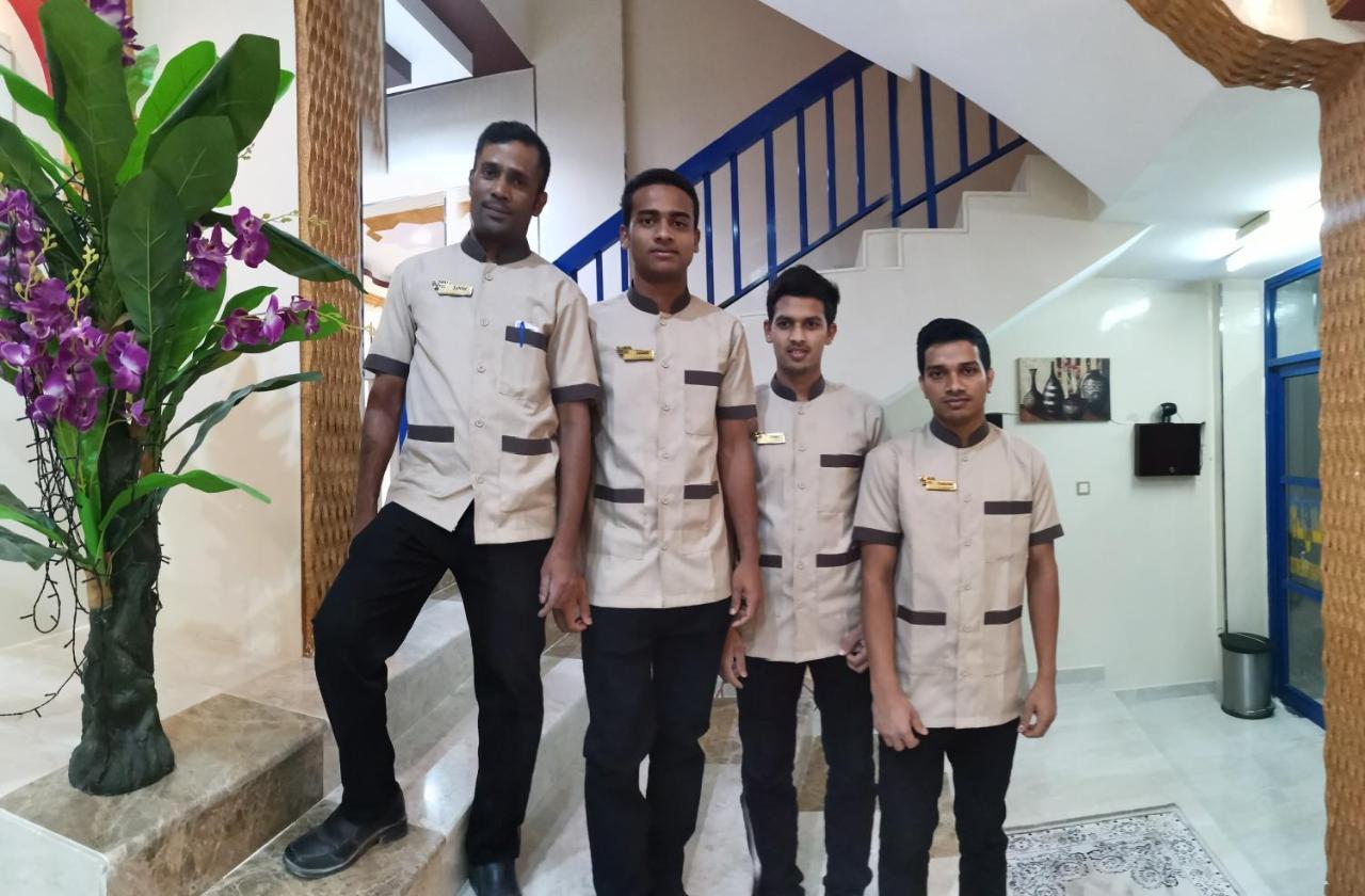 Al Aman Hotel Apartment Al Buraimi Exterior photo